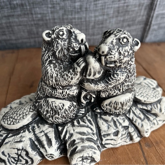 Vintage Beaver Dam Sculpture Figure Aardik Soapstone Canada Original sticker - Picture 7 of 7